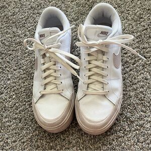 Woman’s Nike Legacy Court Lift tennis shoe